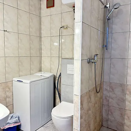 Am Apartment *